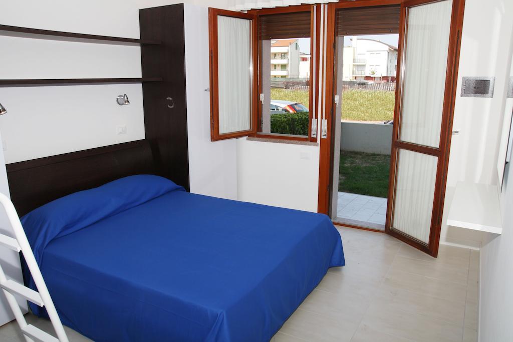 Residence Equilio Family Apartments 리도 디 예솔로 객실 사진